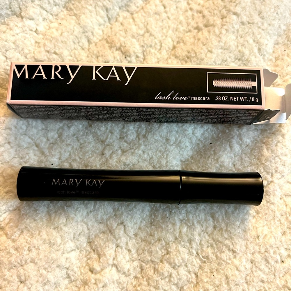 Lash love mascara